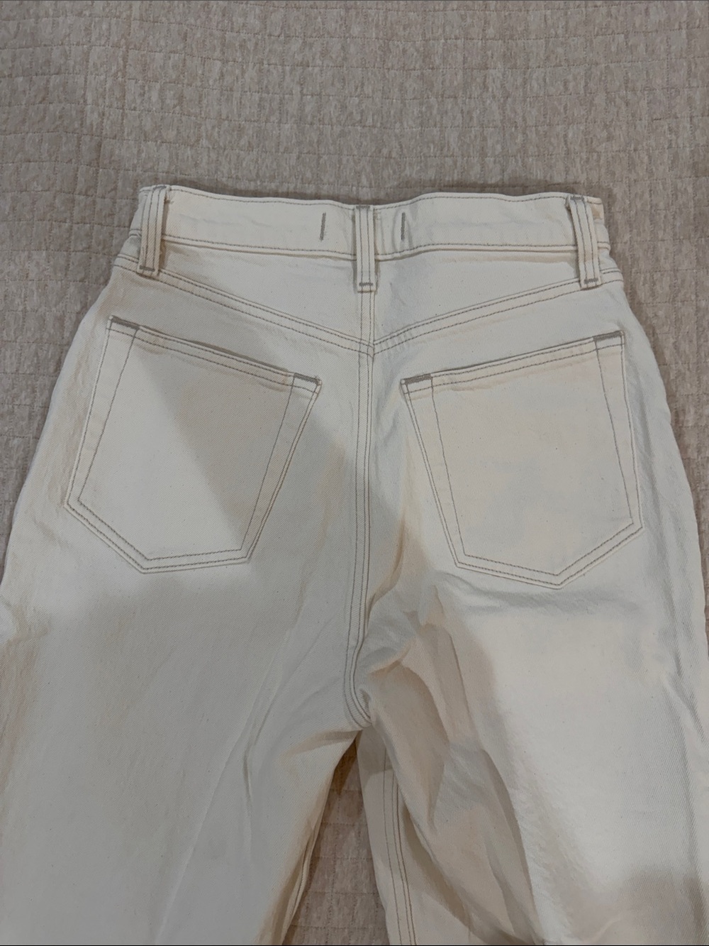 Abercrombie & Fitch Off-White High-Rise Straight Jeans - Picture 3 of 4